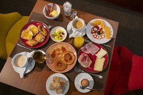 Le Splendid Hotel Lac d'Annecy - Handwritten Collection
