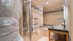 Hotel Carlina