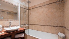 Hotel Carlina