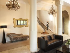 Golf Hotel