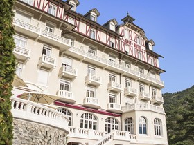 Golf Hotel