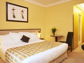 Golf Hotel