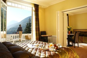Golf Hotel