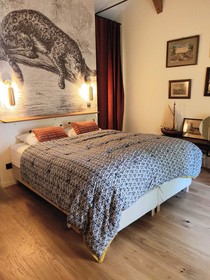 Lyon Country House