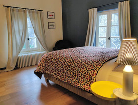 Lyon Country House
