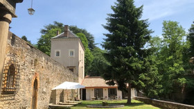 Lyon Country House-La Tour De Garde