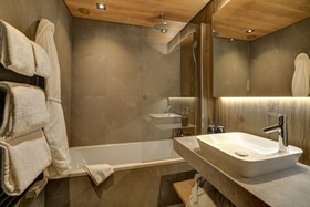 Alpina Eclectic Hôtel & Spa