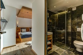 Black Pearl Chalet