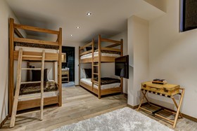 Black Pearl Chalet