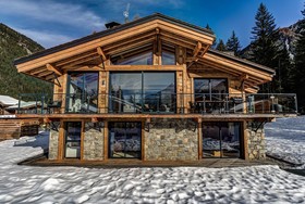 Black Pearl Chalet