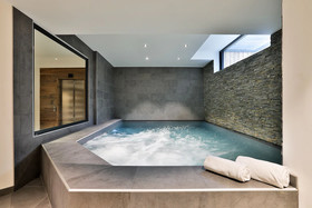 Black Stone Chalet