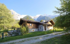 Chalet Maverick