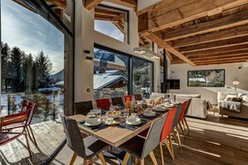 Chalet Red Fox