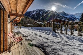 Chalet Red Fox