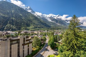 Chalet Hôtel Le Prieuré & Spa