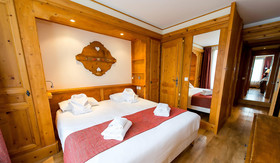 Les Balcons du Savoy