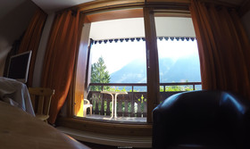Les Balcons du Savoy