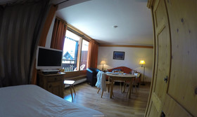 Les Balcons du Savoy