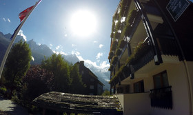 Les Balcons du Savoy