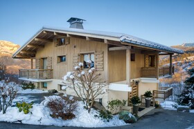 Chalet Nessa