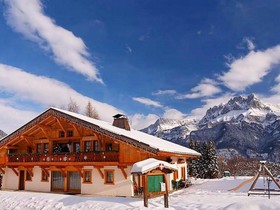 Le Charvet