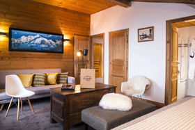 Les Roches Sweet Hotel & Spa