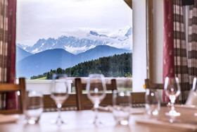 Les Roches Sweet Hotel & Spa