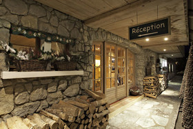 Les Roches Sweet Hotel & Spa