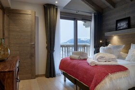 Le C by Alpine Residences