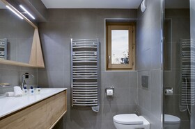 Le C by Alpine Residences