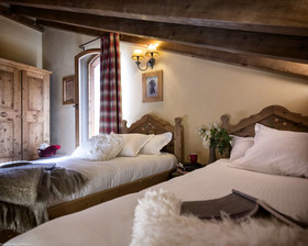 Les Chalets De La Mouria