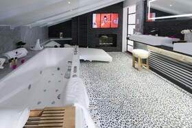 Snow Lodge Hotel
