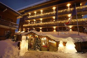 Snow Lodge Hotel