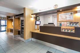 B&B Hotel Grenoble Université 1