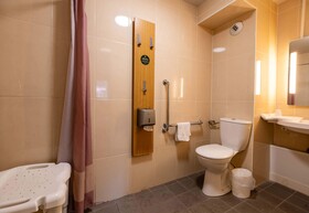 B&B Hotel Grenoble Université 1