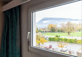 B&B HOTEL Grenoble Université