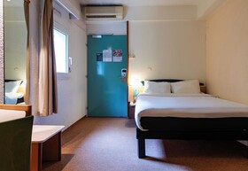 B&B HOTEL Grenoble Université