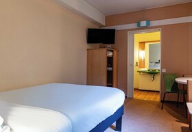 B&B HOTEL Grenoble Université