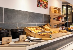 B&B HOTEL Grenoble Université