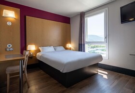 B&B Hôtel Grenoble Centre Alpexpo