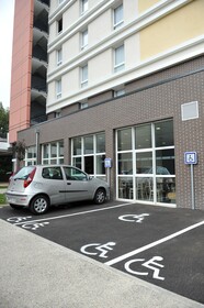 B&B Hôtel Grenoble Centre Alpexpo