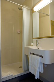 B&B Hôtel Grenoble Centre Alpexpo