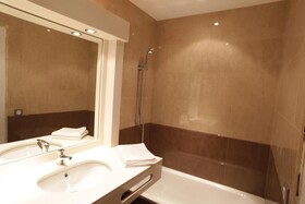 The Originals Boutique, Hotel Les Trois Roses, Grenoble Meylan