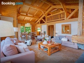 Chalet Timan - OVO Network