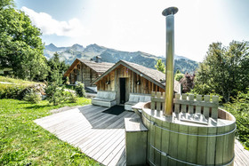 Kashmyre Chalet Luxe Chauffeur Sauna