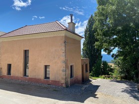 La Petite Maison Basse Corréo
