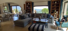Loup Castel Boutique Hotel B&B
