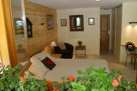 Le Petit Catelan