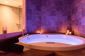 Les Cimes Hotels-Chalets De Tradition