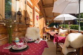 Les Cimes Hotels-Chalets De Tradition
